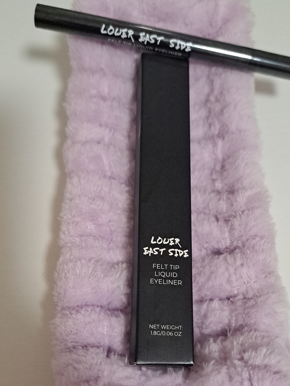LOWER EAST SIDE Ultra Black Matte Felt Tip Liquid Eyeliner.